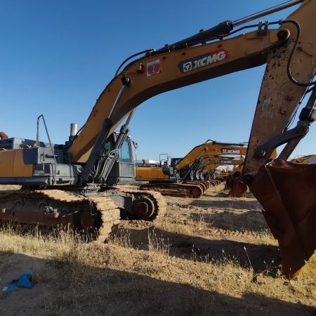 徐工XE520DK履带式挖掘机