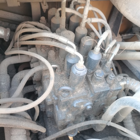 徐工XE520DK履带式挖掘机