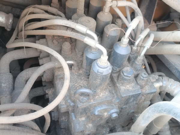 徐工XE520DK履帶式挖掘機(jī)