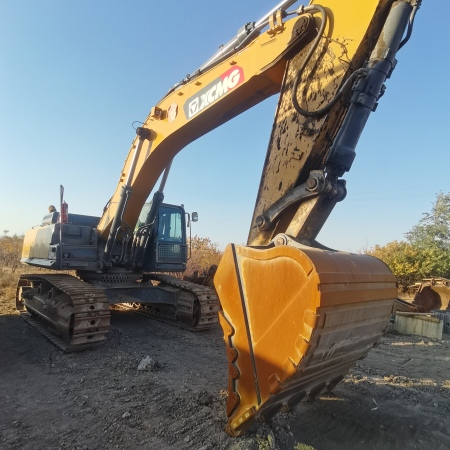 徐工XE520DK履带式挖掘机