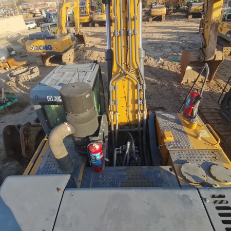 徐工XE520DK履带式挖掘机