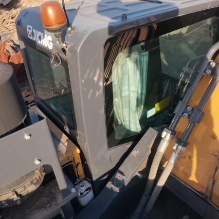 徐工XE520DK履带式挖掘机