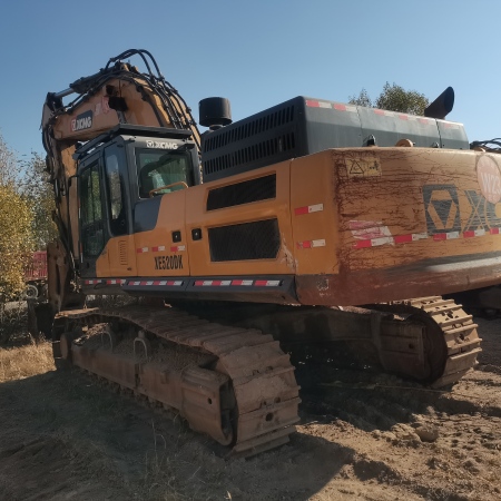 徐工XE520DK履带式挖掘机