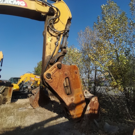 徐工XE520DK履带式挖掘机