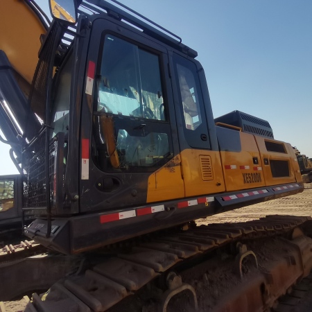 徐工XE520DK履带式挖掘机