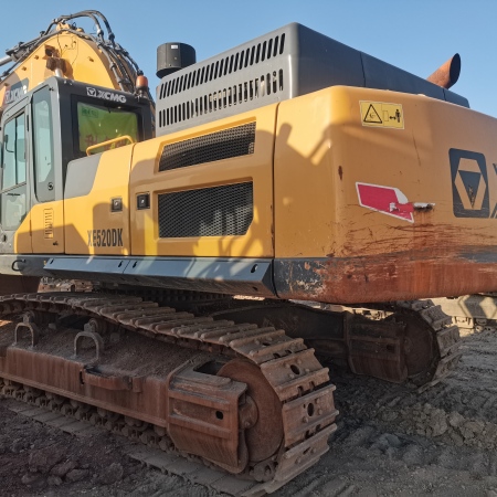 徐工XE520DK履带式挖掘机