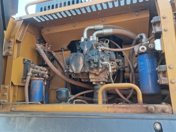 徐工XE520DK履帶式挖掘機(jī)