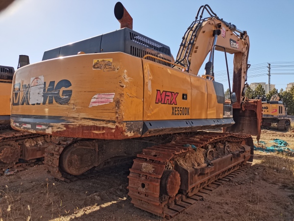 徐工XE550DK履帶式挖掘機(jī)