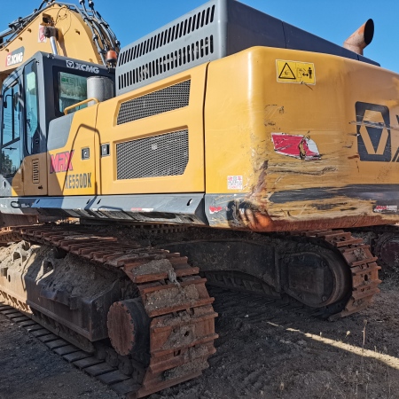 徐工XE550DK履带式挖掘机