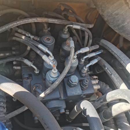 徐工XE490D履带式挖掘机