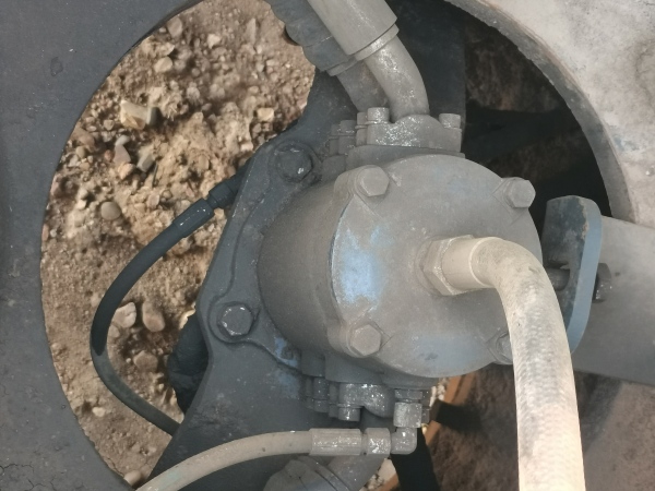 徐工XE490D履帶式挖掘機(jī)