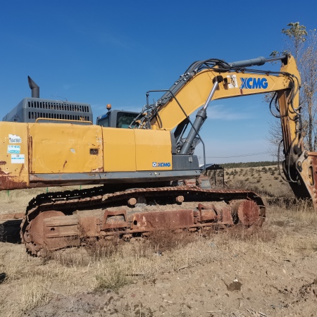 徐工XE490D履带式挖掘机