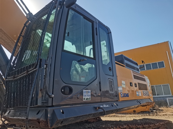 徐工XE490D履帶式挖掘機(jī)