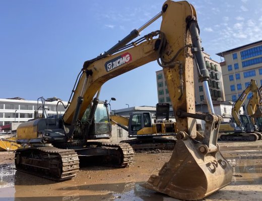 徐工XE400DK履带式挖掘机