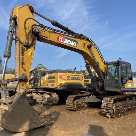 徐工XE400DK履带式挖掘机