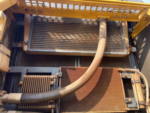 徐工XE400DK履帶式挖掘機