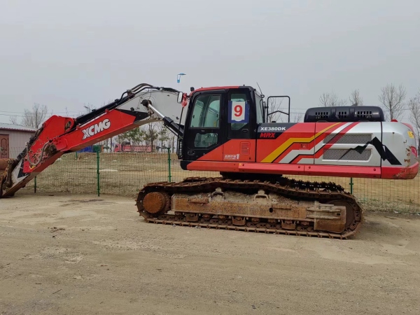 徐工XE380DK履帶式挖掘機(jī)