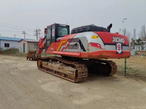 徐工XE380DK履帶式挖掘機(jī)