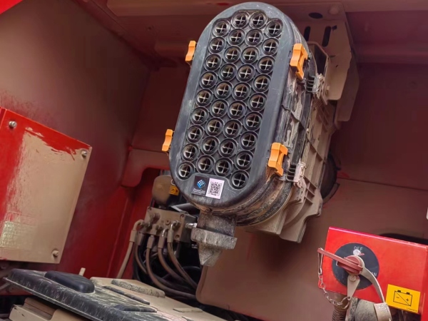 徐工XE380DK履帶式挖掘機(jī)