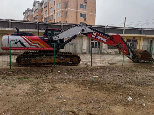 徐工XE380DK履帶式挖掘機(jī)