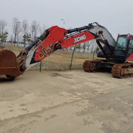 徐工XE380DK履带式挖掘机