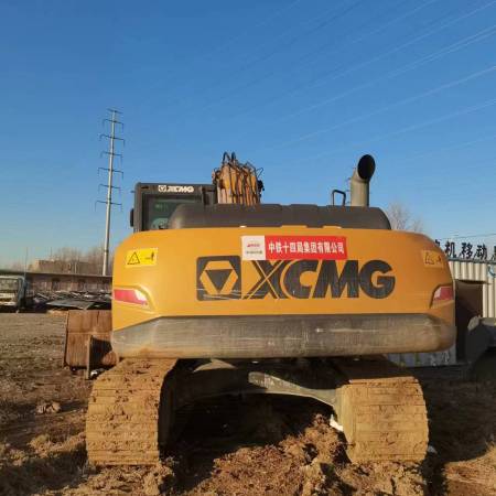 徐工XE200DA履带式挖掘机