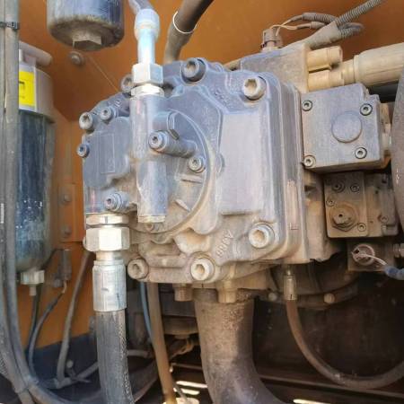 徐工XE200DA履带式挖掘机