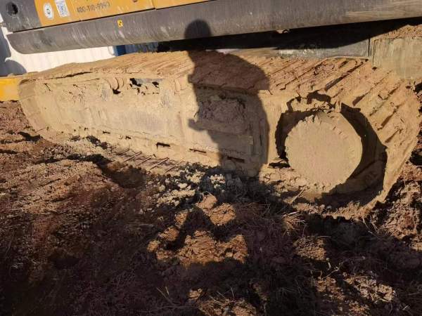 徐工XE200DA履帶式挖掘機(jī)