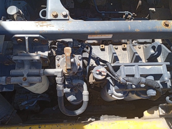 小松PC600-8R履帶式挖掘機(jī)