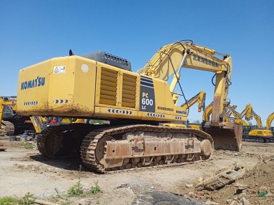 小松PC600-8R履帶式挖掘機(jī)