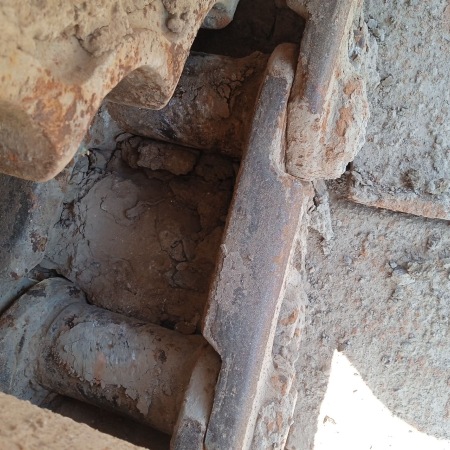 小松PC600-8R履带式挖掘机