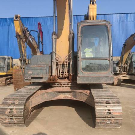 徐工XE210DA履带式挖掘机