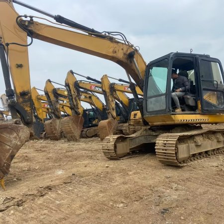 柳工CLG913履带式挖掘机