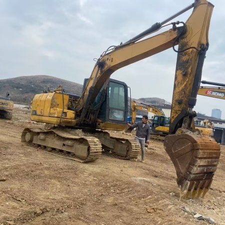 柳工CLG913履带式挖掘机