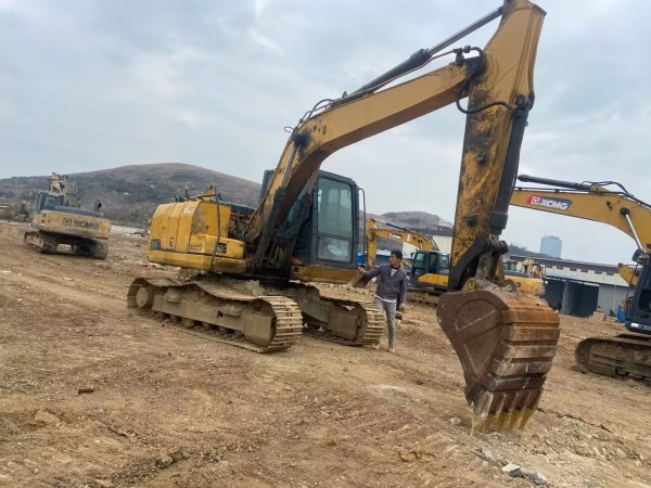 柳工CLG913履帶式挖掘機