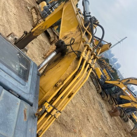 柳工CLG913履带式挖掘机