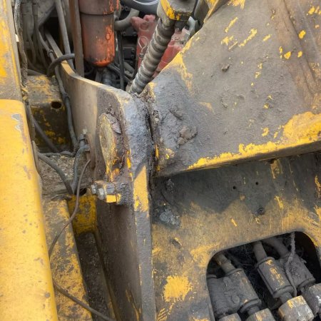 柳工CLG913履带式挖掘机