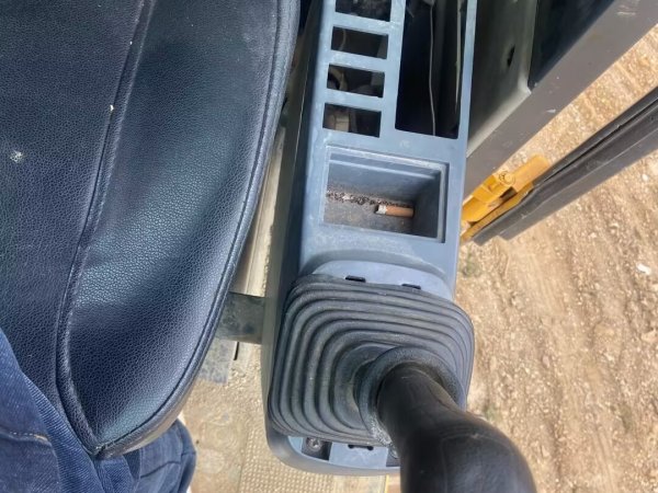 柳工CLG913履帶式挖掘機