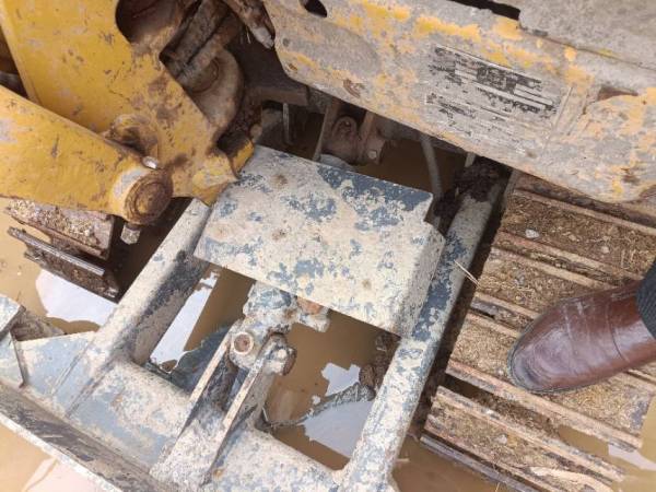 徐工XE15U履帶式挖掘機(jī)