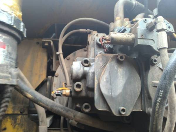 徐工XE490DK履帶式挖掘機(jī)