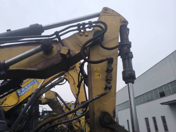 徐工XE490DK履帶式挖掘機(jī)