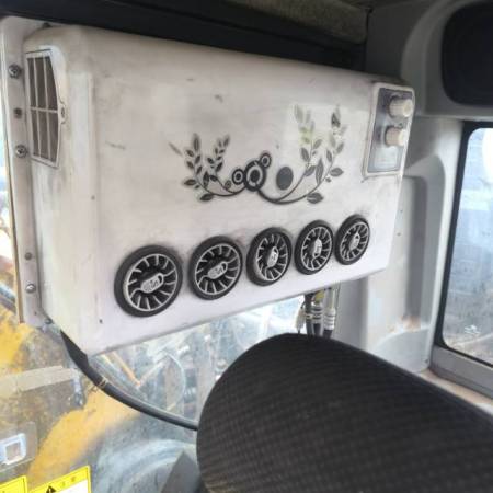 徐工XE490DK履带式挖掘机