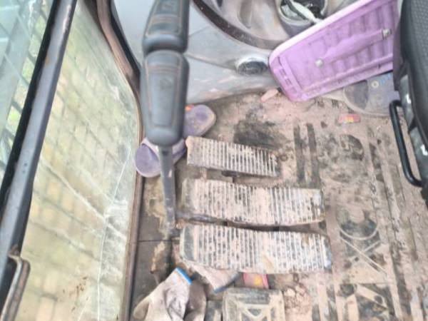 徐工XE490DK履帶式挖掘機(jī)