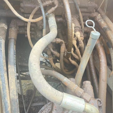 沃尔沃EC200B履带式挖掘机