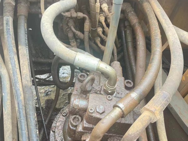 沃爾沃EC200B履帶式挖掘機(jī)