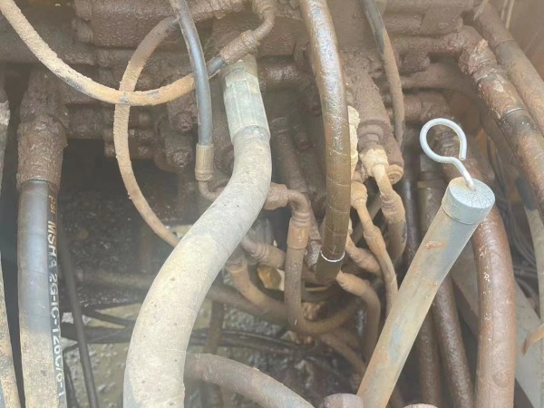 沃爾沃EC200B履帶式挖掘機(jī)