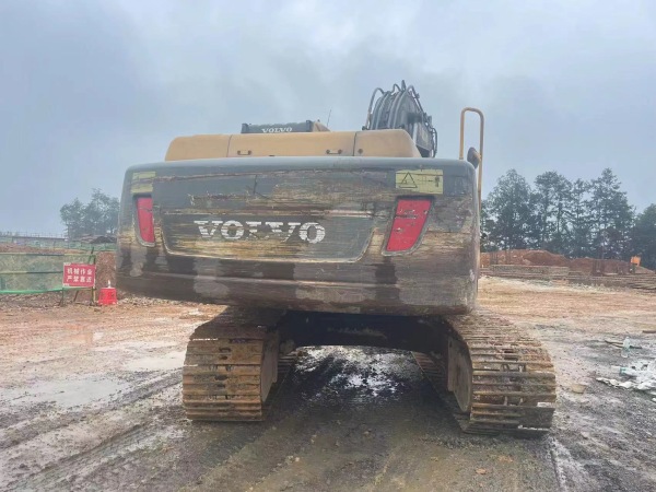 沃爾沃EC200B履帶式挖掘機(jī)