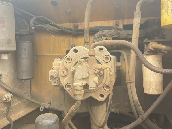 沃爾沃EC200B履帶式挖掘機(jī)