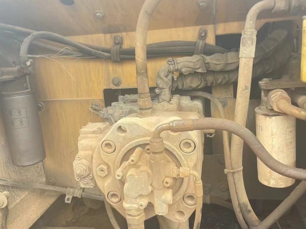 沃爾沃EC200B履帶式挖掘機(jī)