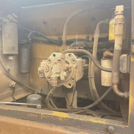 沃尔沃EC200B履带式挖掘机